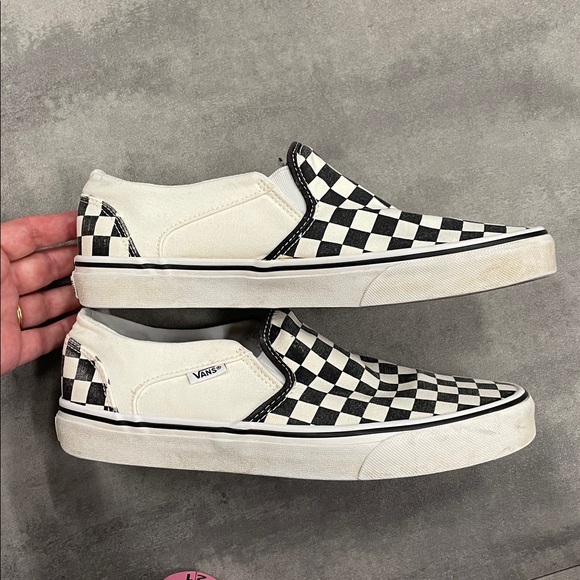 Vans women’s 9 1/2 classic checkerboard slip on shoe - Picture 6 of 11
